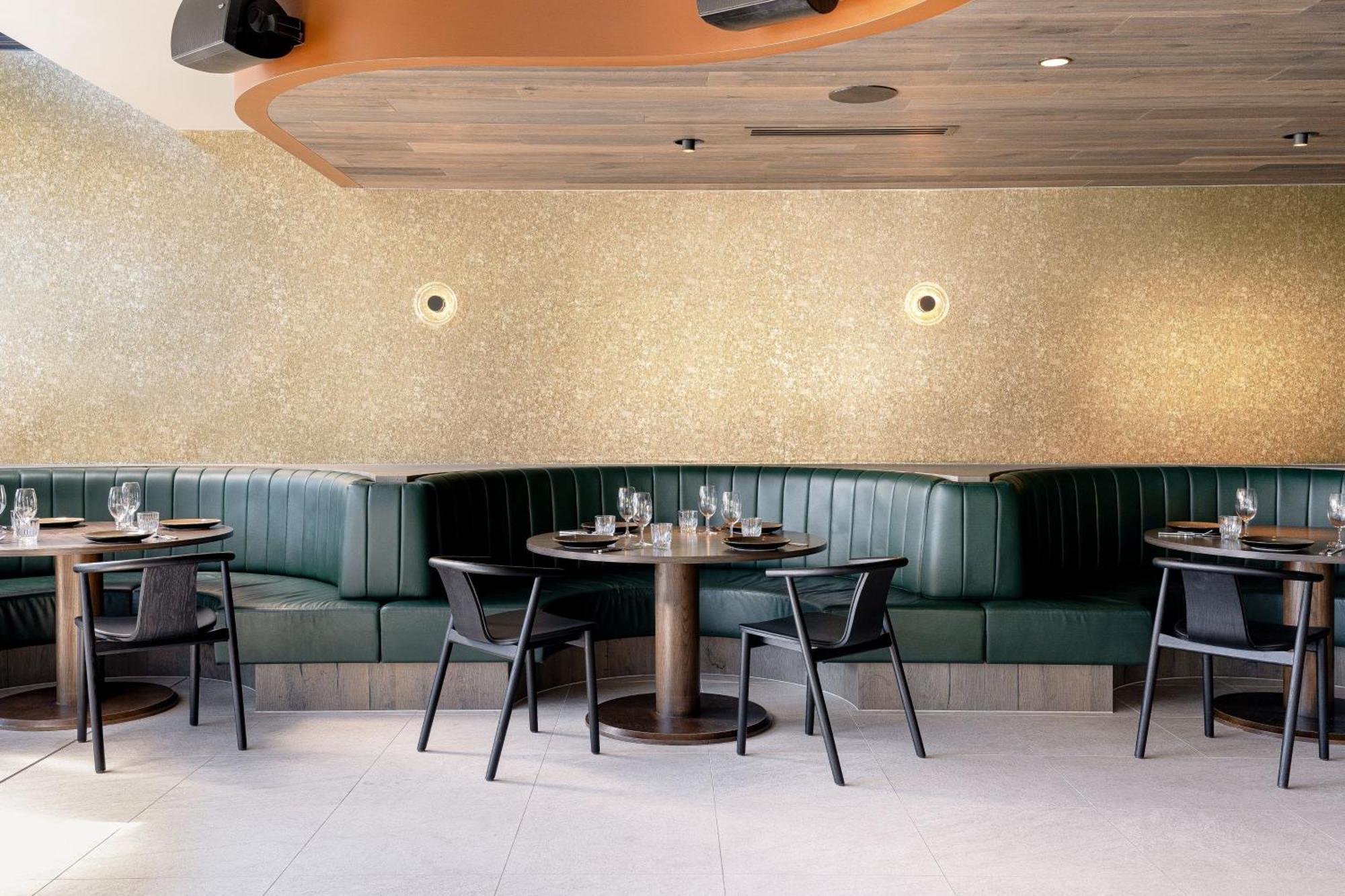 ミッドナイト ホテル オートグラフ コレクション キャンベラ エクステリア 写真 Interior of the restaurant